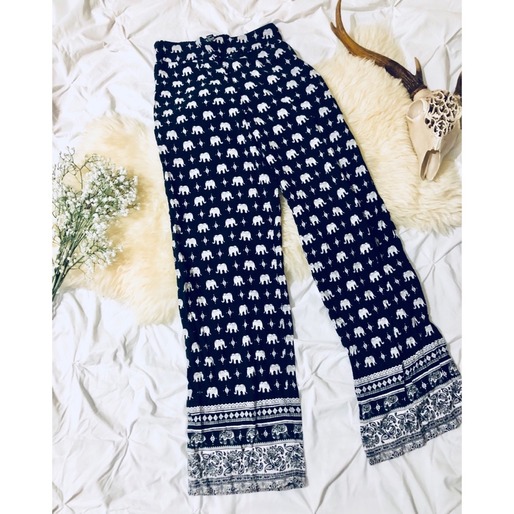 Wide leg pants